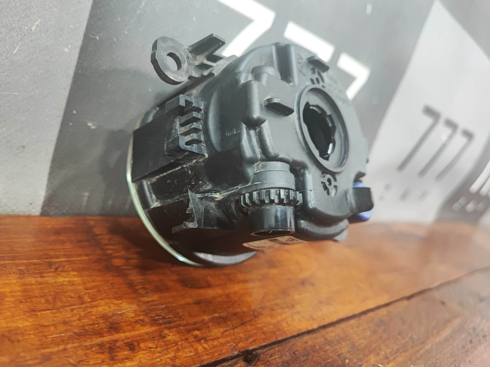 ПТФ передняя Suzuki SX4 2 13-нв Б/У Оригинал 3550062J01000