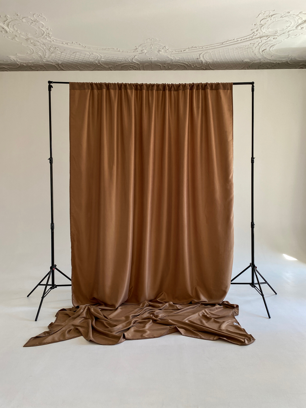 BEDFORD STORE тканевый фон для фотостудии золотистый