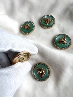 Декоративные металлические пуговицы Жуки-Пчела