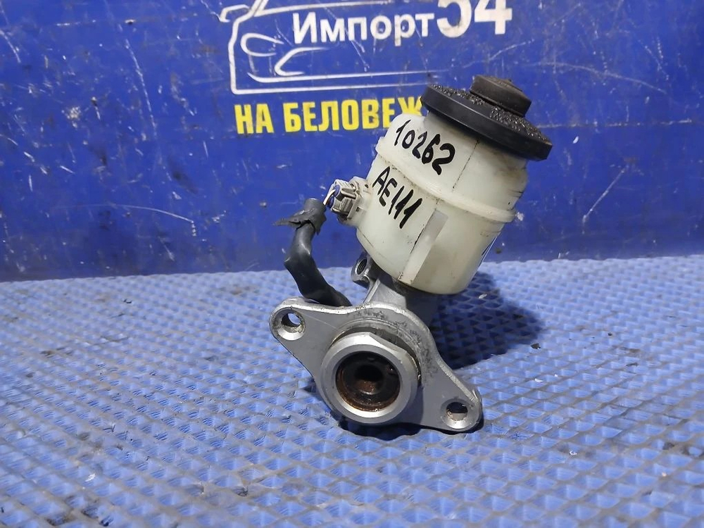 Главный тормозной цилиндр TOYOTA COROLLA 1993-1995