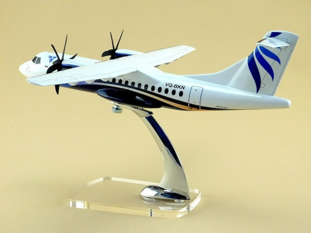 Модель самолета ATR-42 (М1:72, Nordstar)