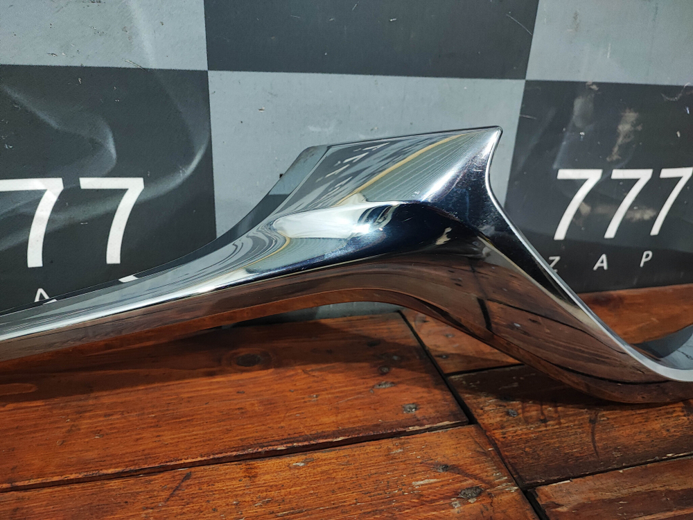 Молдинг решетки радиатора правый Mazda 6 (GJ) 18-нв Б/У Оригинал GSH7507J0D