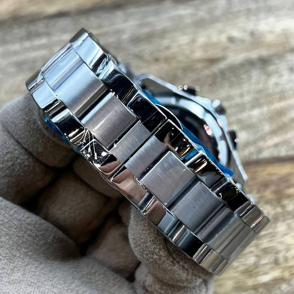 Часы Rado
