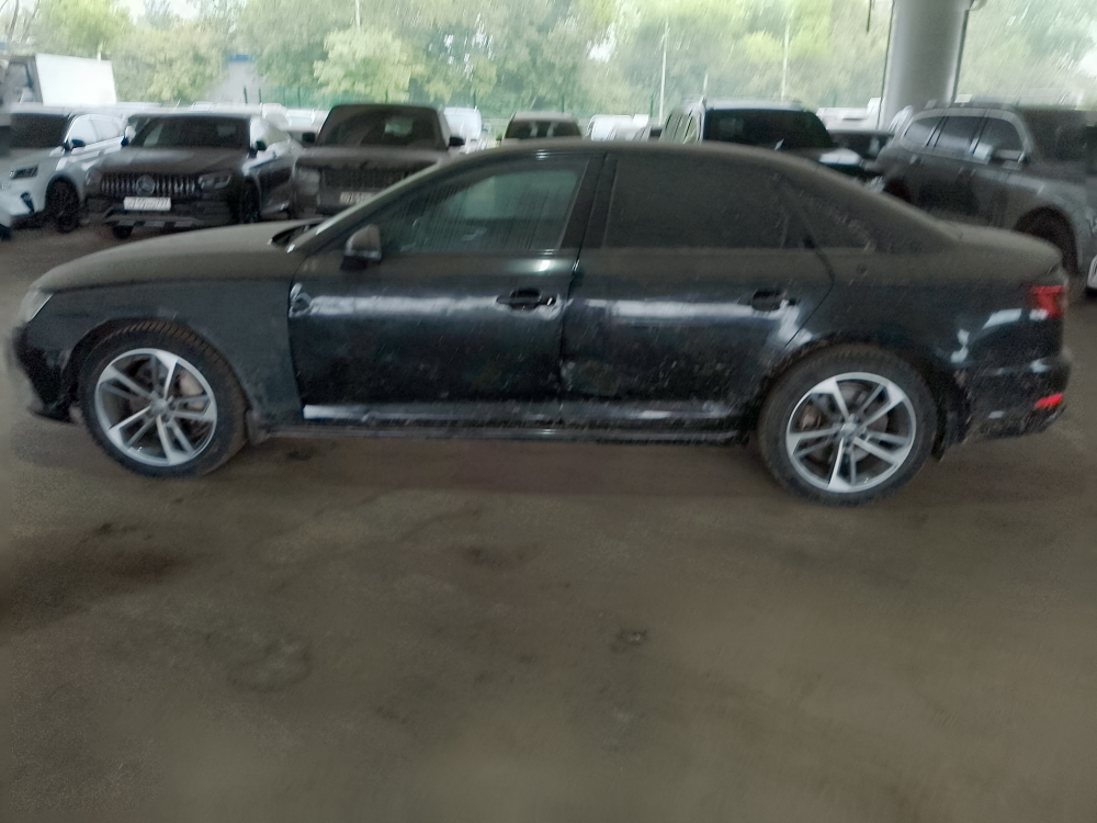 Audi A4 45 TFSI quattro S tronic Седан