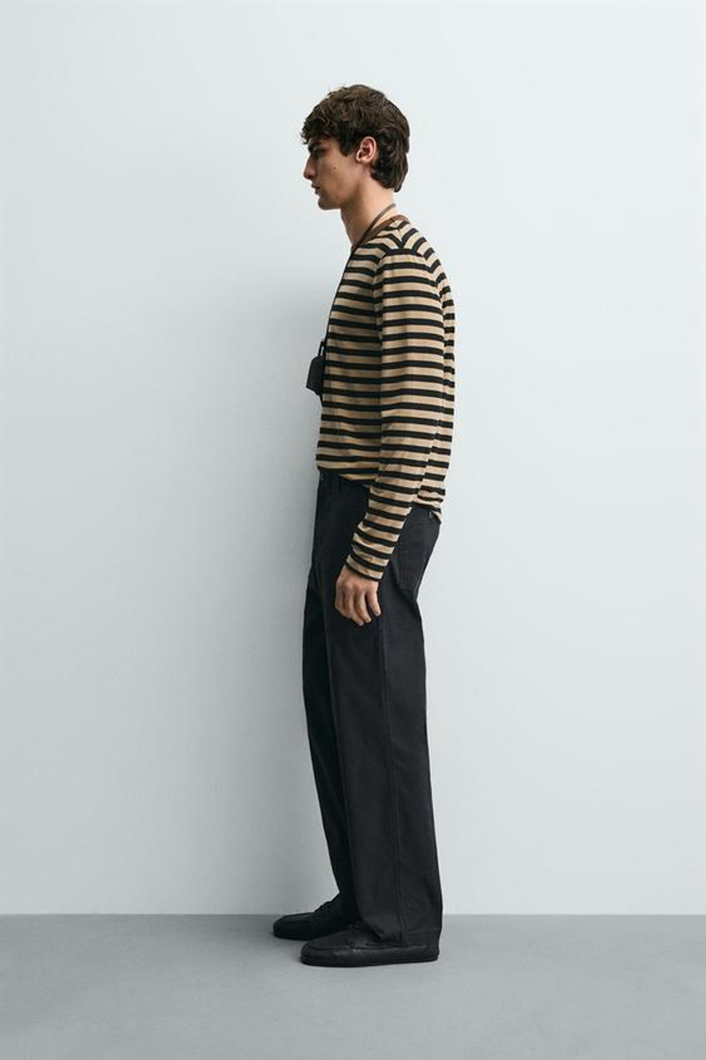 ZARA БРЮКИ STRAIGHT FIT С ЭФФЕКТОМ ПОТЕРТОСТИ, СТАЛЬНОЙ