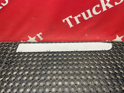 Козырек солнцезащитный левый 2019г.