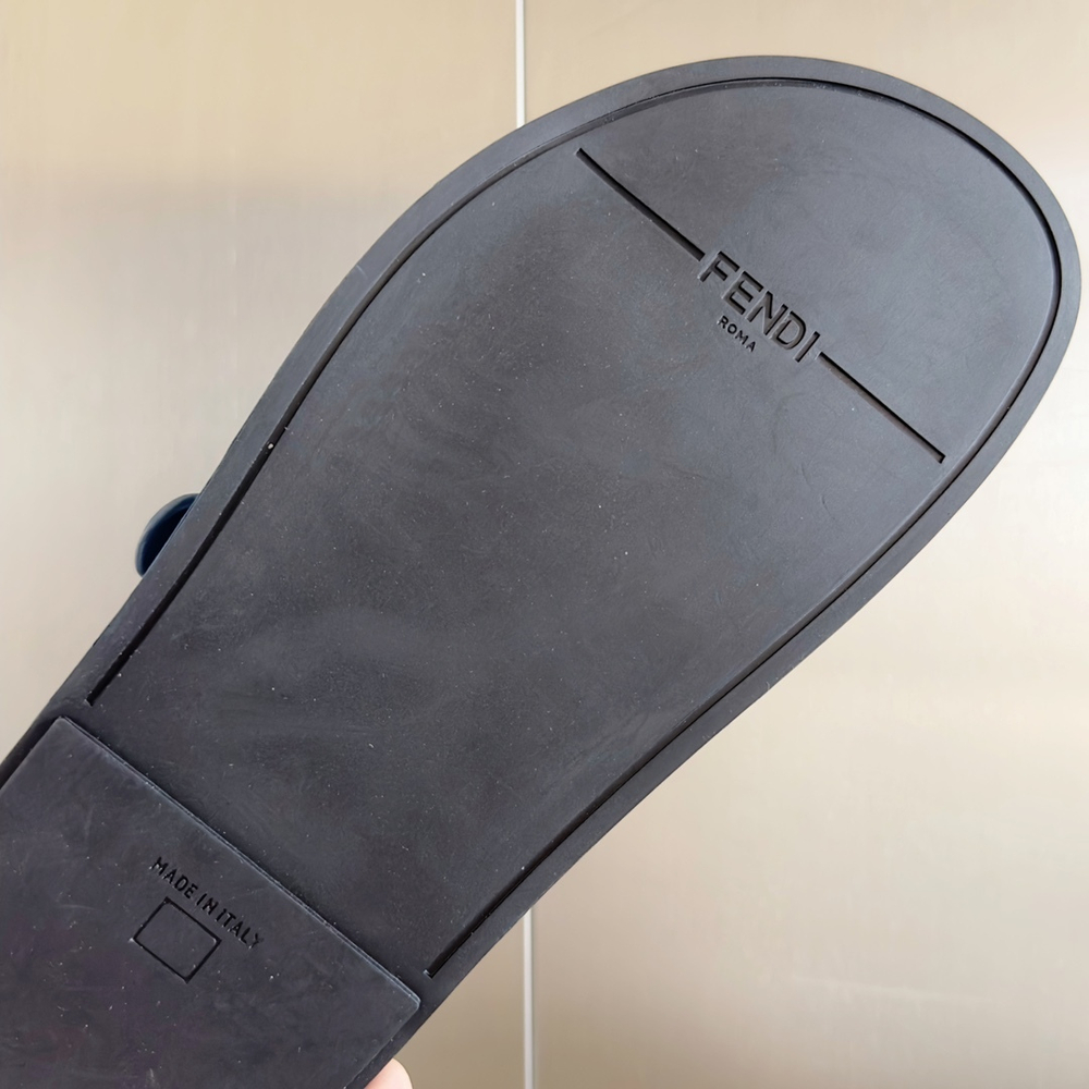 Fendi Feel Slides