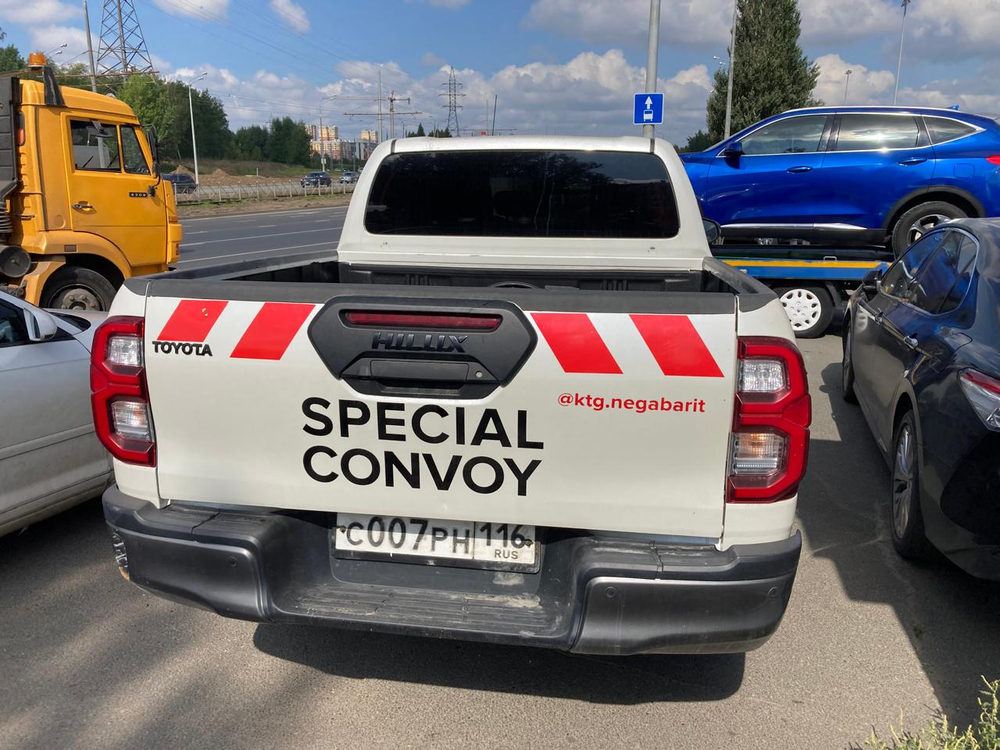 Toyota HILUX Комфорт 2.8d АКП