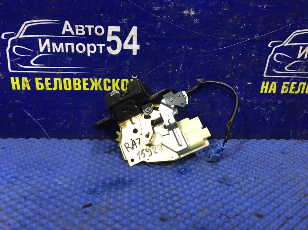 Замок багажника Honda ODYSSEY 1998-2004