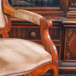 Кресло в стиле Рококо