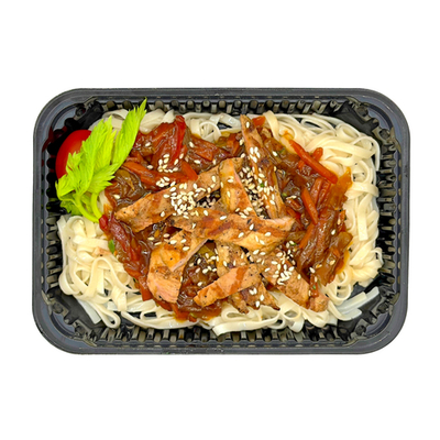 Лапша удон со свининой на гриле