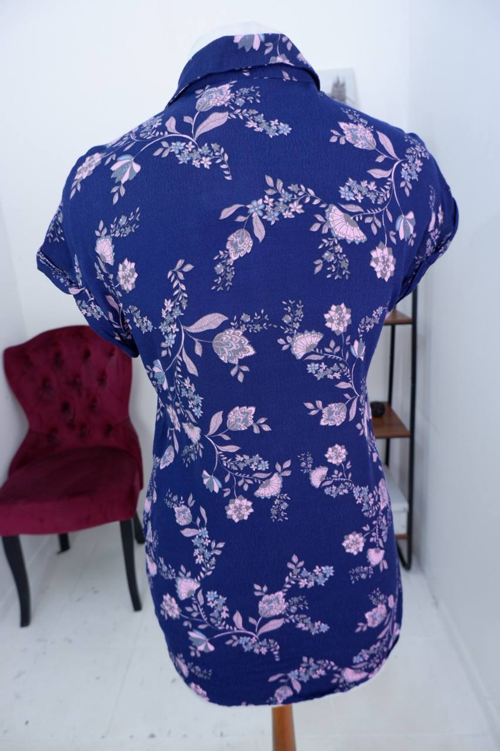 Блузка Finn Flare из вискозы, симпатичная, маркировка М, визуально на 44-46 размер