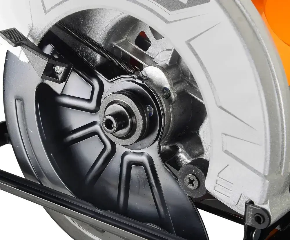 Дисковая пила ДП-20-185А Вихрь -1600Вт, диск 185мм, пропил до 65мм