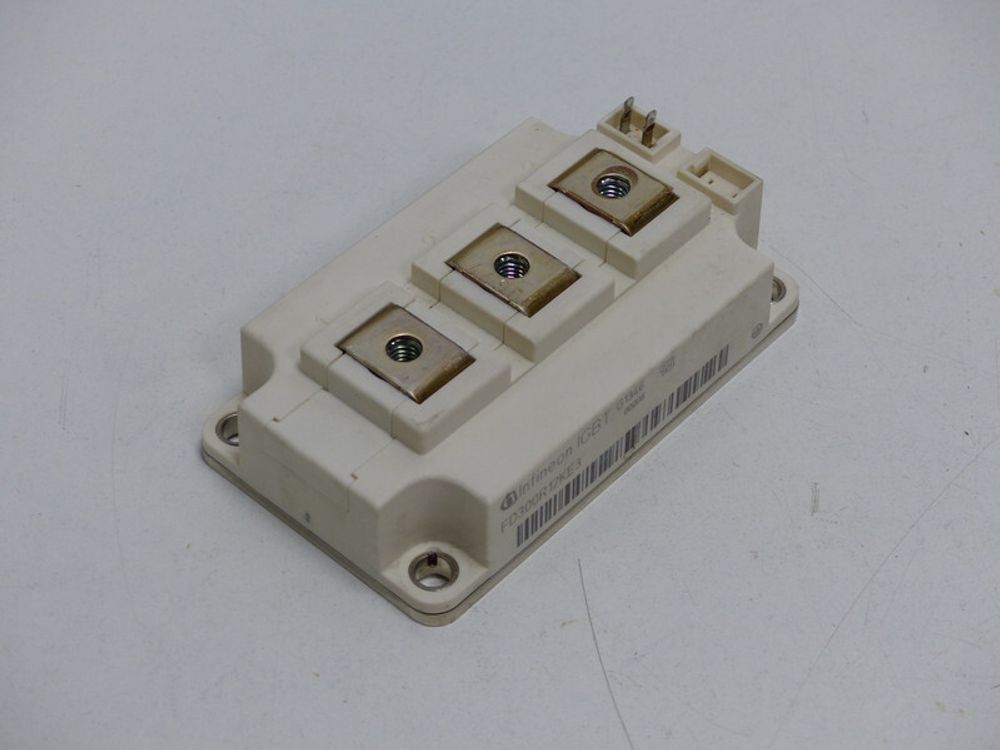 Infineon FD300R12KE3 IGBT MODULE A