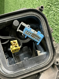 Битая Фара правая Mercedes GLE W166 (15-18) LED