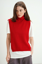 Манишка из кашемира с мериносом красного цвета