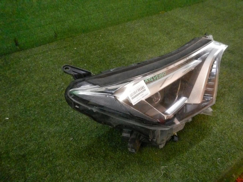 Фара правая Toyota RAV4 4 CA40 (2015-2019) LED