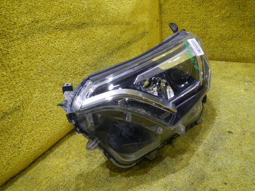 Фара левая Toyota Rav 4 CA40 (2015-2019) LED