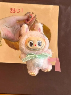 Мягкая игрушка Лабубу с Бантиком и Ромашкой