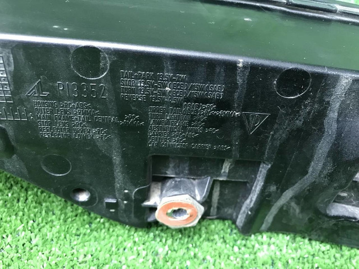 Фонарь крышки багажника Porsche Cayenne 3 (17-23)