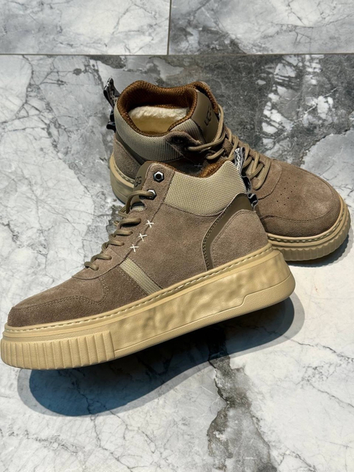 Зимние ботинки UGG с мехом