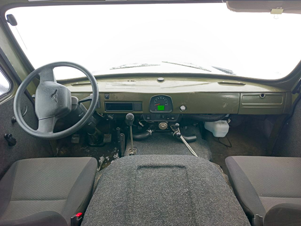UAZ 3909* Бортовой 390945 (Тент, 4+1 мест, без ABS, Бензиновый, 2,7 л, 112 л.с.)