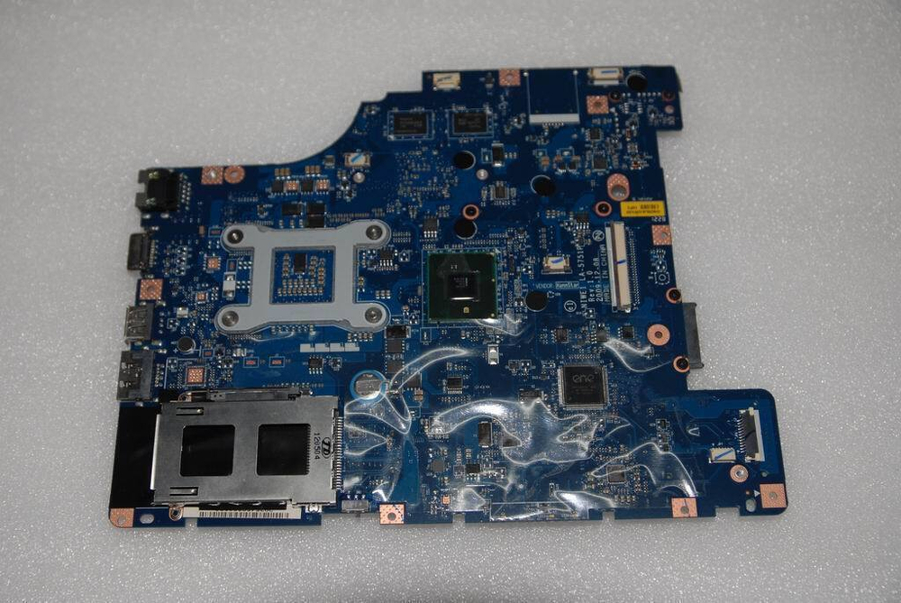 Материнская плата для ноутбука Lenovo Z460 NIWE3 LA-5751P MB ASSY N11M-GE2 DIS 14 W/O 3G (11012255), оригинал