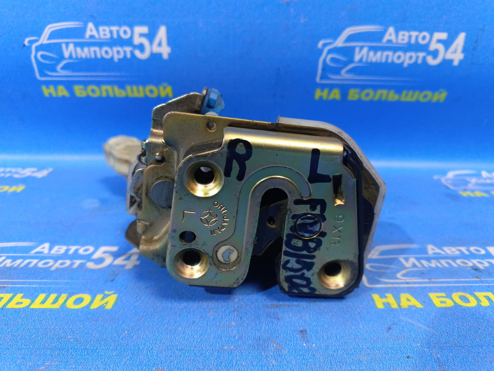 Замок двери задней левой NISSAN SUNNY 1999