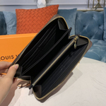 Louis Vuitton Zippy Wallet