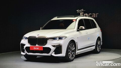 BMW X7 (G07) M50i 6-и местный (08.2022)