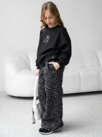 Спортивный костюм для девочки в школу