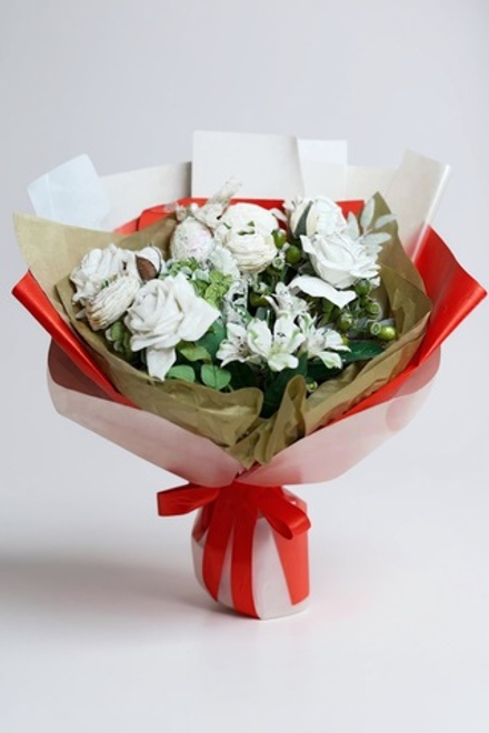 Форма № 4. Прозрачная матовая пленка + красная пленка с золотым тишью