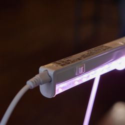 ULI-P33-24W-SPLX IP40 WHITE Светильник для растений светодиодный линейный. 872мм. выкл. на корпусе. Алюминий. Спектр с дальним красным для фотосинтеза. TM Uniel