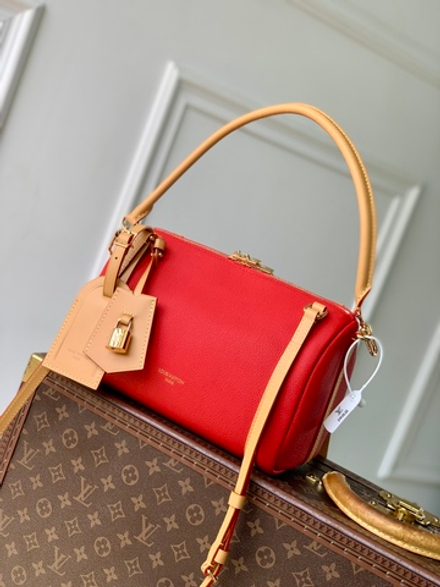 Louis Vuitton Express PM