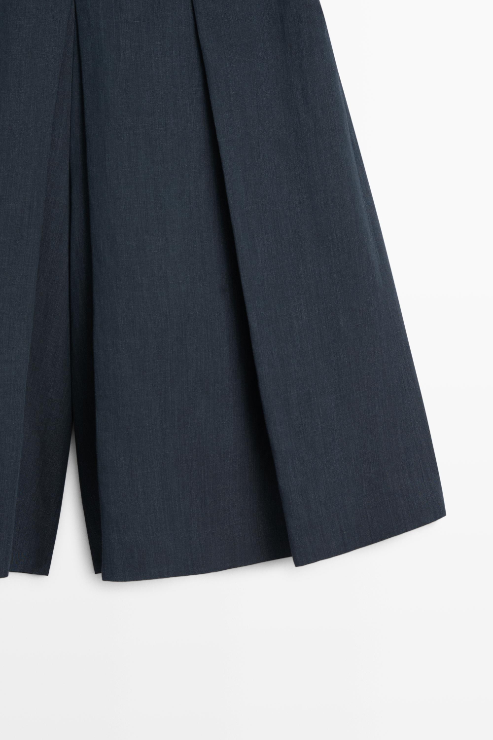 Massimo Dutti Шорты со складками изо льна, синий