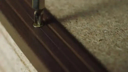 Порог металлический 37 мм 180 см для напольных покрытий на одном уровне