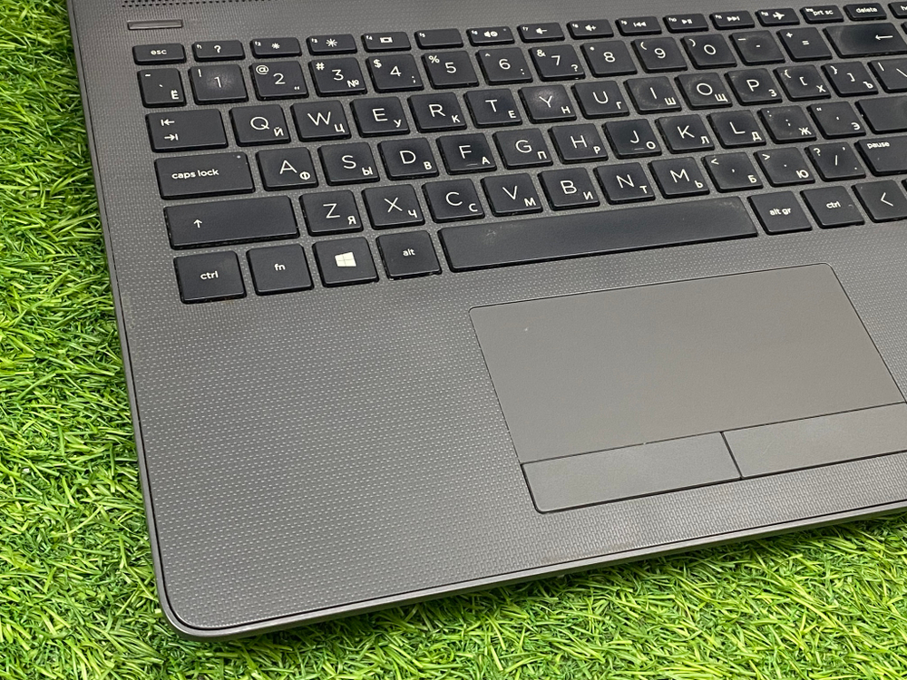 Ноутбук HP 15.6' i3-7020U /8GB/500GB/ 250 G7 [6BP31EA]/Windows 10