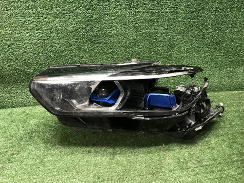 Битая Фара левая BMW X5 G05 (18-23) Laser Black