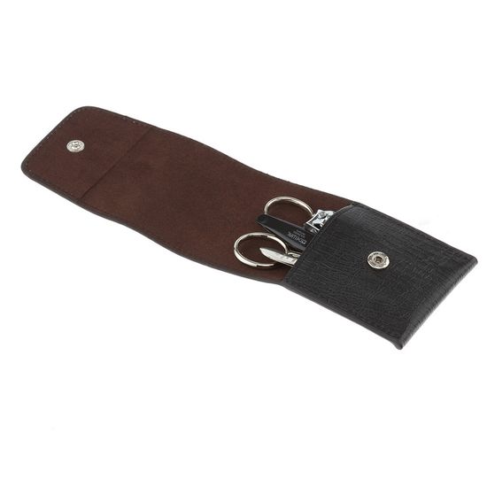 Мужской набор DEWAL для бороды, усов и ногтей серии "FOR MEN" 4пр. Инструменты: ножницы для бороды и усов, книпсер, пилка металлическая 9 см, пинцет скошенный. Футляр: натуральная кожа, цвет черный