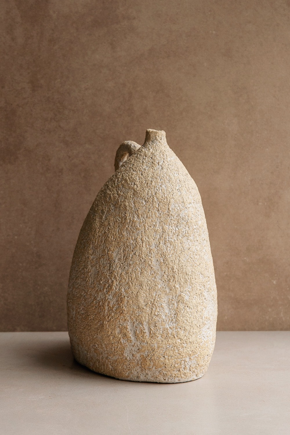 Интерьерный сосуд с ручкой #112