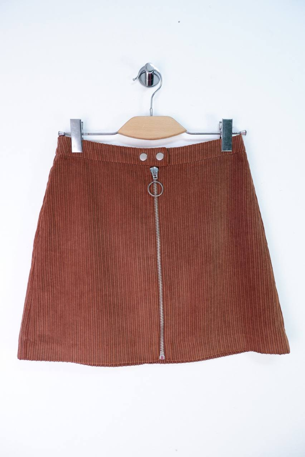 Юбка Stradivarius вельветовая, маркировка 38, визуально 44 размер