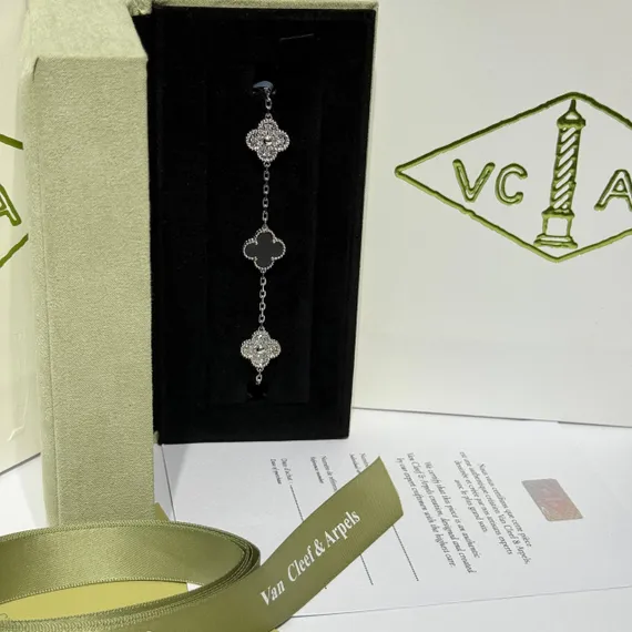 Винтажный браслет Van Cleef & Arpels Alhambra, 5 мотивов