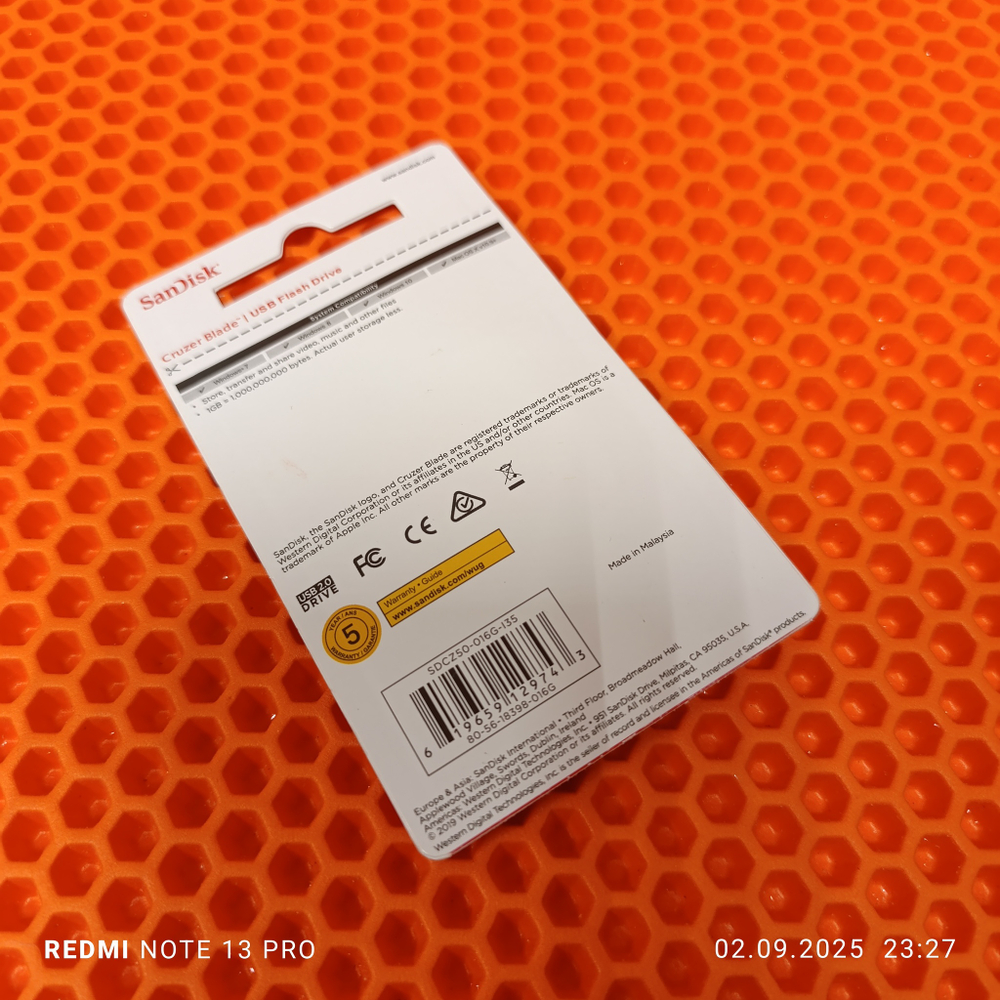 Флешка SanDisk CZ50 Cruzer Blade 16GB черная USB 2.0