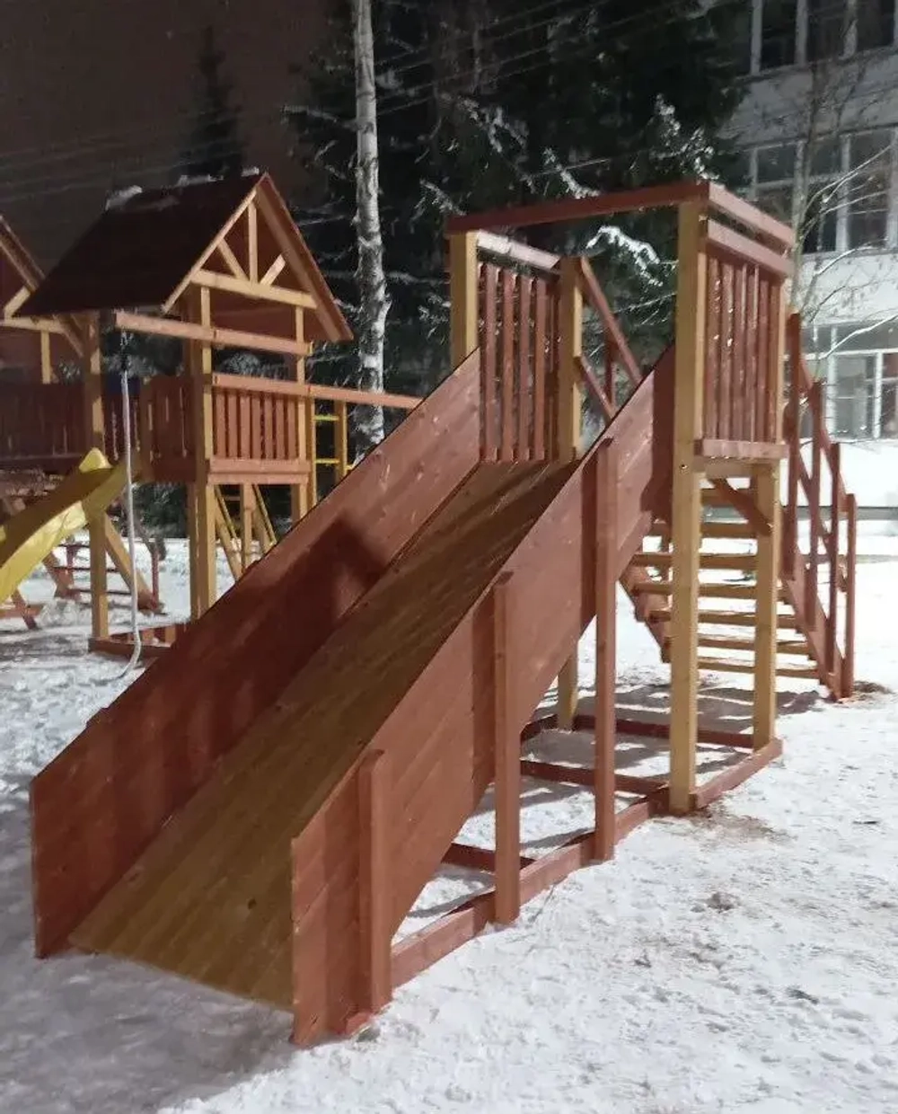 Зимняя деревянная горка Савушка "Зима - 2" скат 3 м