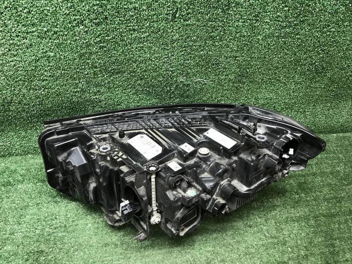 Фара правая BMW 6er G32 (2020-2023) Laser