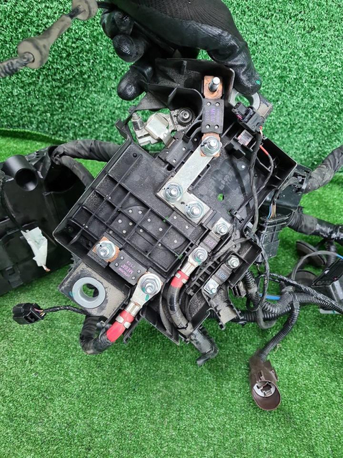 Проводка моторного отсека Geely Monjaro (21-нв)