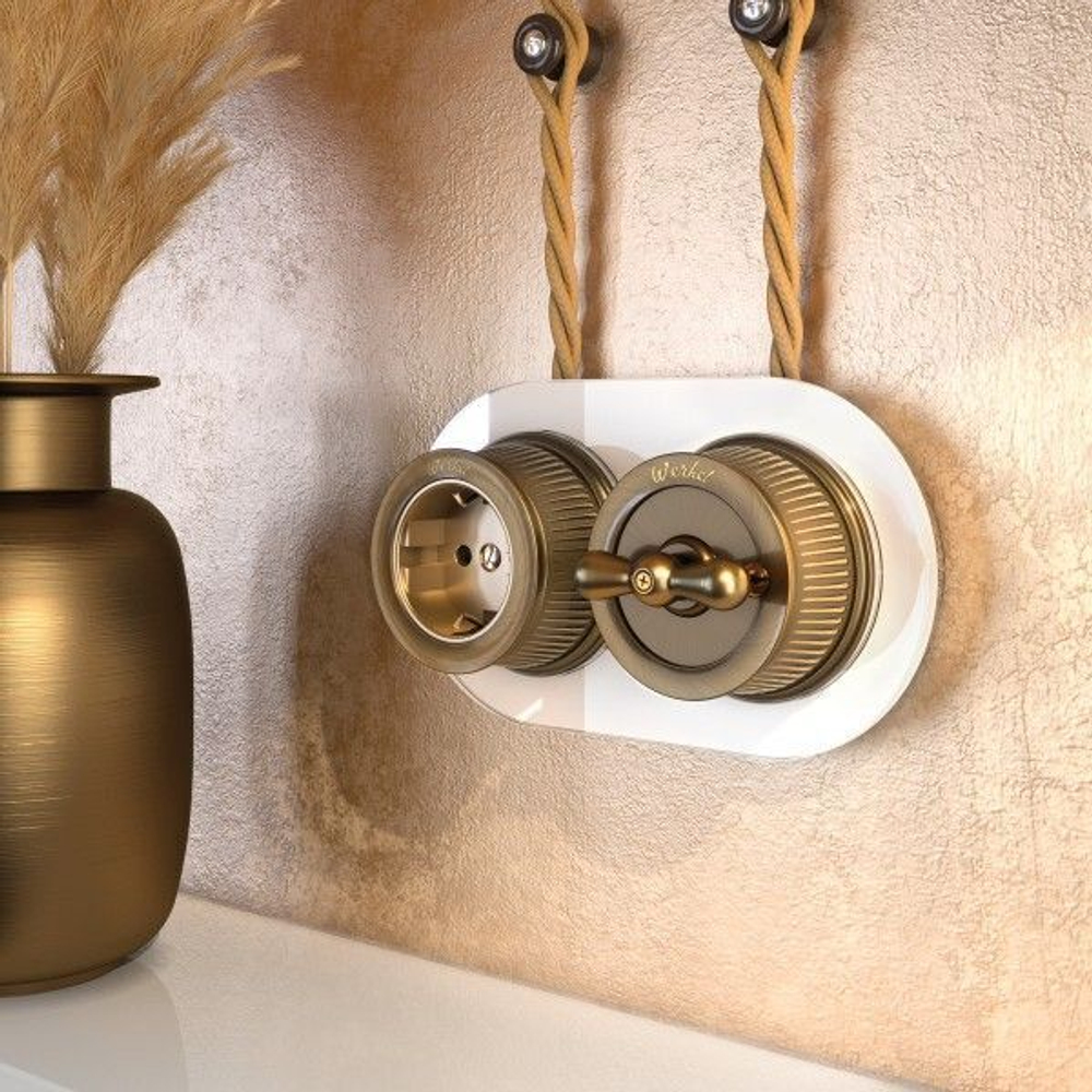 Рамка на 2 поста (Коричневый)