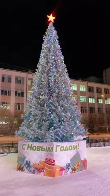 Уличная искусственная елка Альпийская изумрудная 17 м., ствольная, ПВХ, Green Trees (GT17APVCBL)