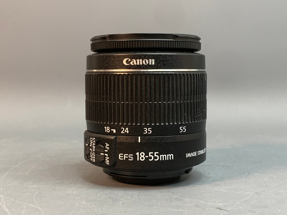 Canon 600D kit 18-55mm 3.5-5.6 IS ll 7.000 Кадров