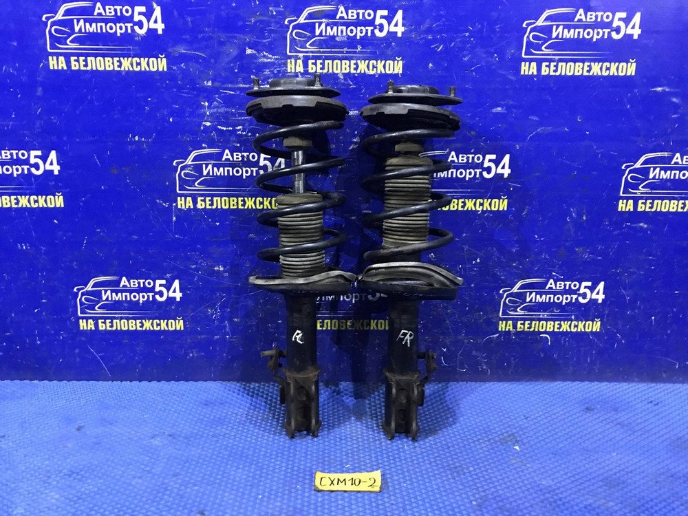 Стойка передняя левая TOYOTA IPSUM 1997